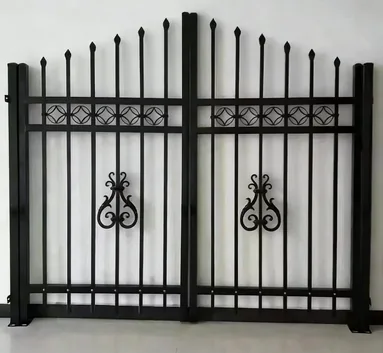 Portail fer forgé Collonges, deux lyres et pointes étagées